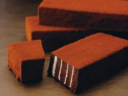 坂之上モデル・プレオープンまで、あと10日！（ケーキを食べるお仕事）