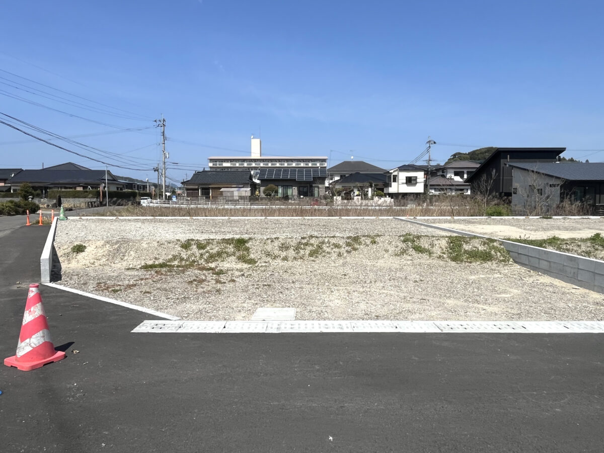【薩摩川内市/亀山小校区】　宮内町分譲地　残り1区画
