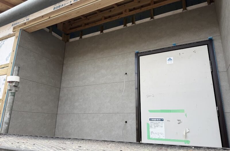 ＜第8話＞フローリングと玄関壁が！！出来てる👀