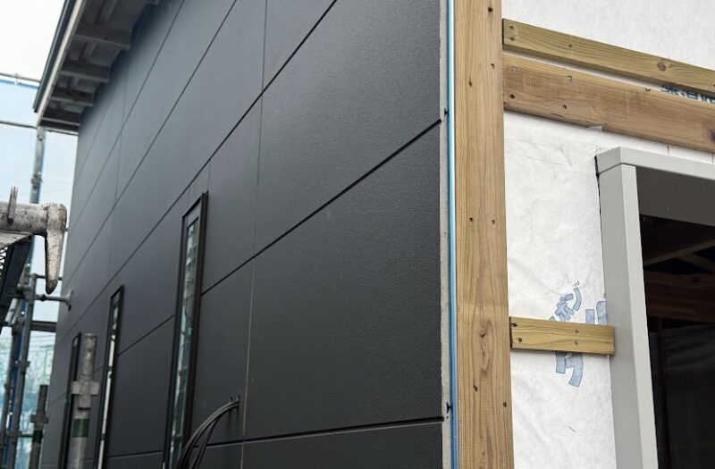 外壁ついに登場！中もどんどん‘‘部屋‘‘になってきました！