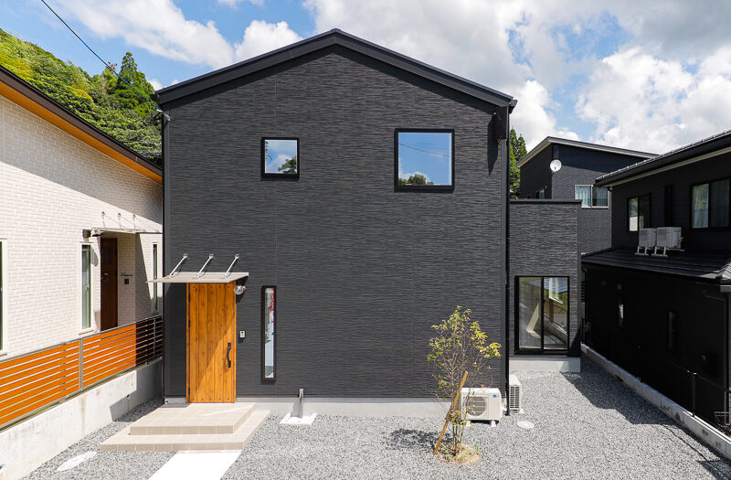 鹿児島市　光と風がめぐる、家族にちょうどいい住まい