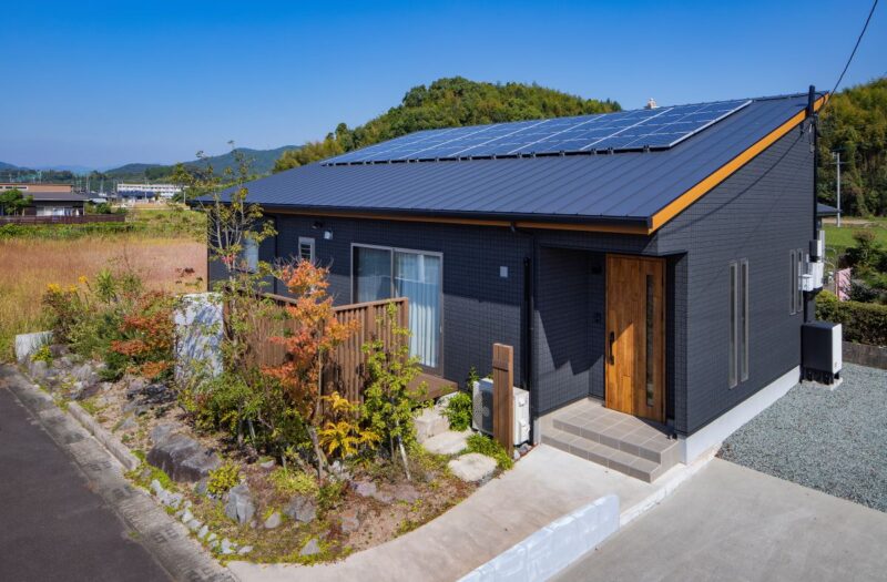 薩摩川内市　開放感あふれる勾配天井と和室のある平屋